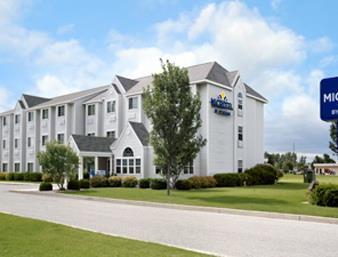 Microtel Inn And Suites Clear Lake Exterior foto