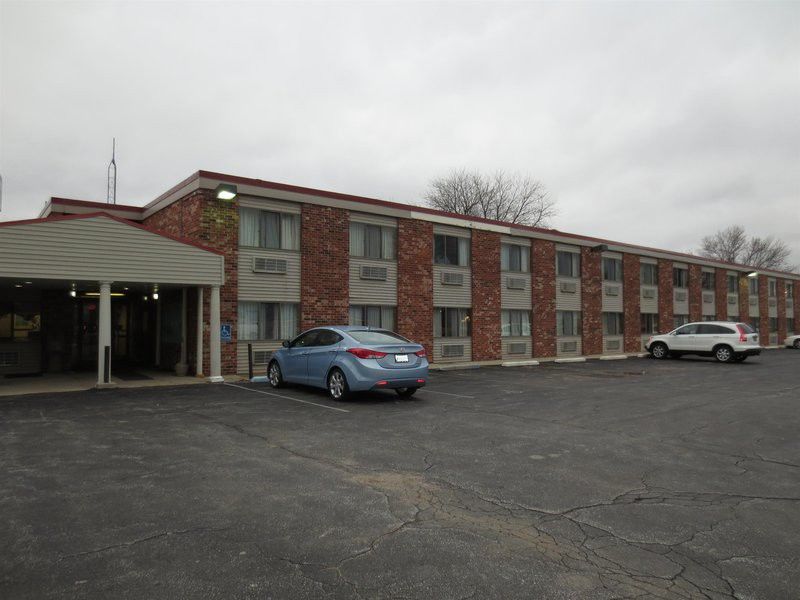 Microtel Inn And Suites Clear Lake Exterior foto